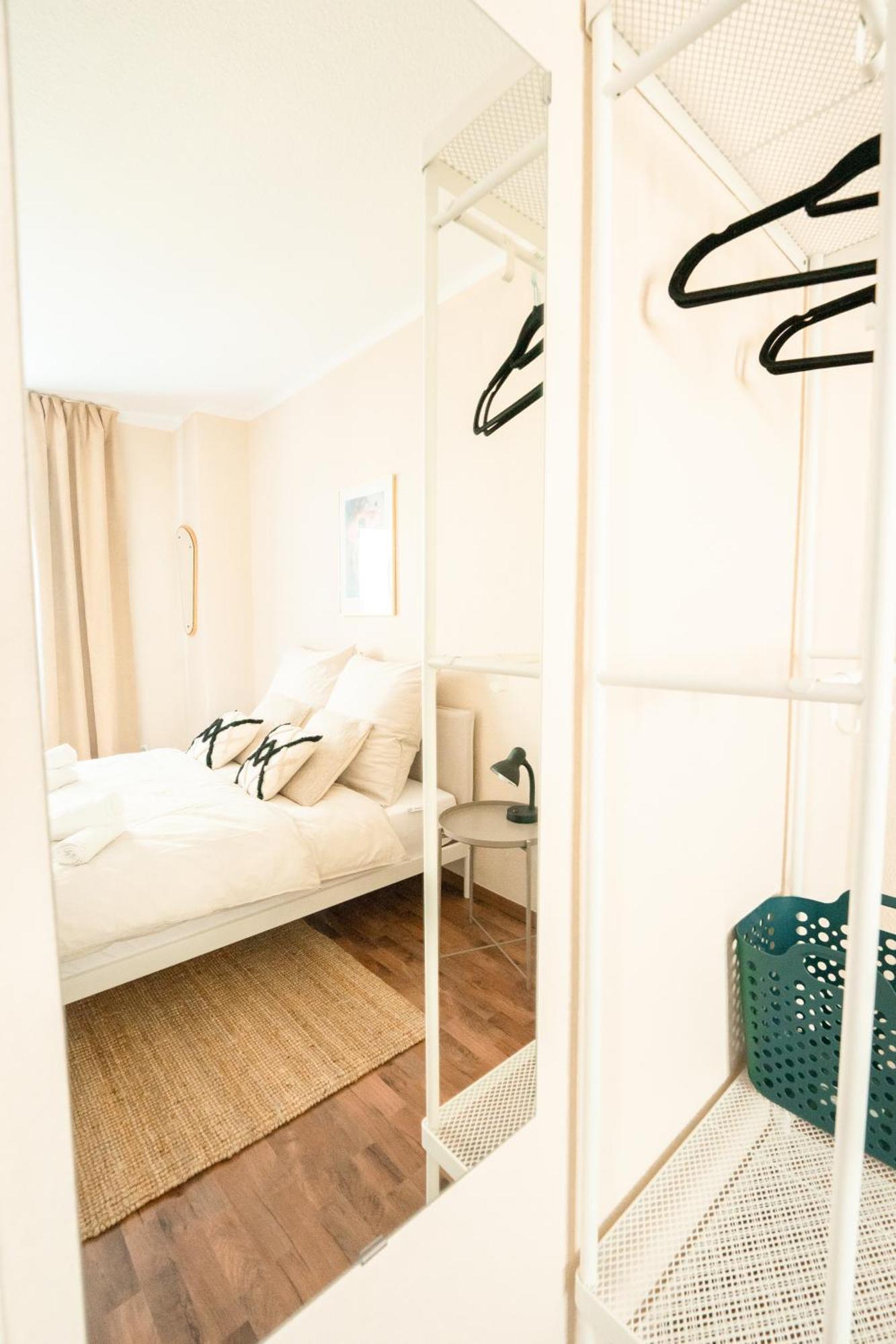 -Super Zentrales Zimmer- Direkt An Der Lutter! Bielefeld Eksteriør billede