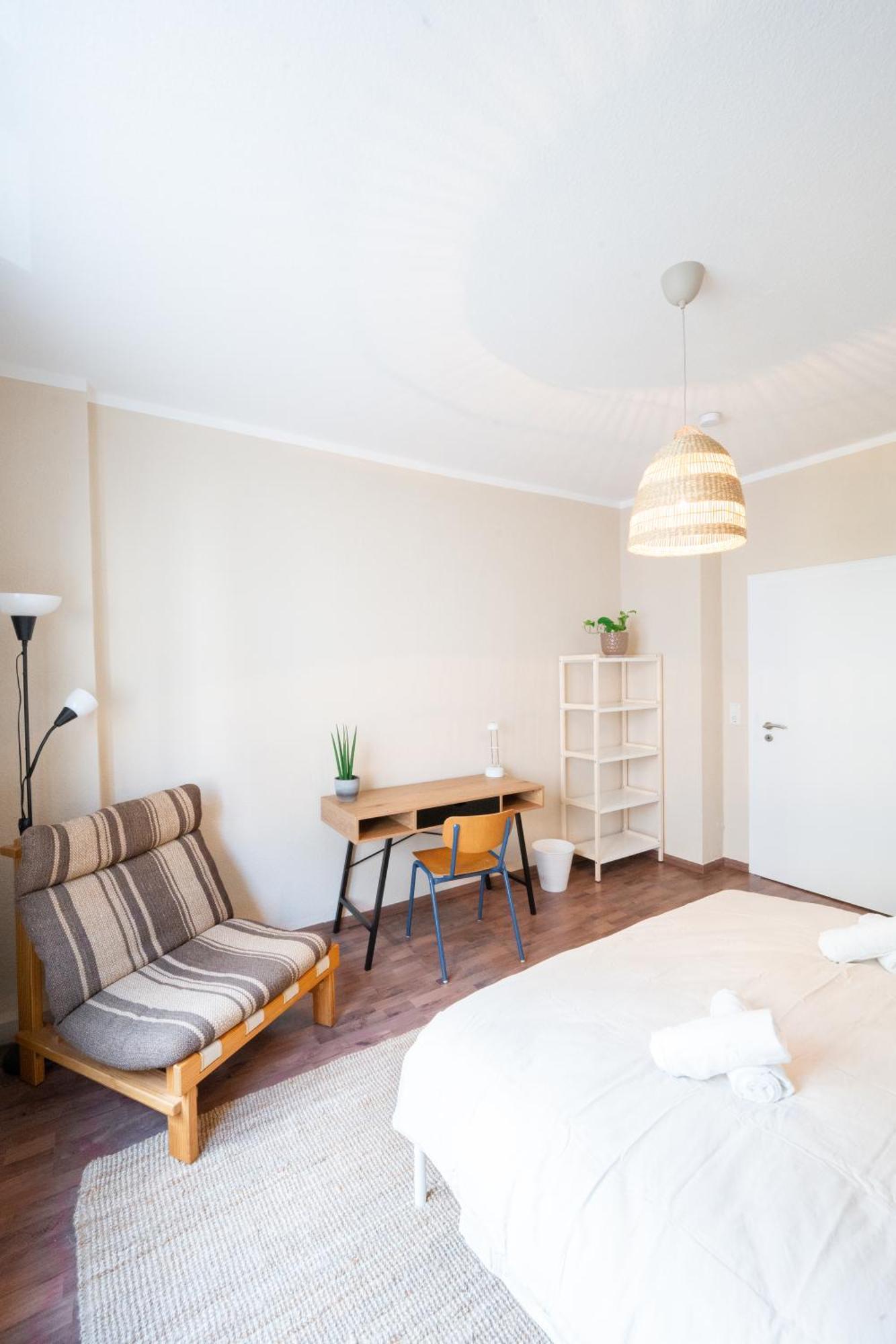 -Super Zentrales Zimmer- Direkt An Der Lutter! Bielefeld Eksteriør billede