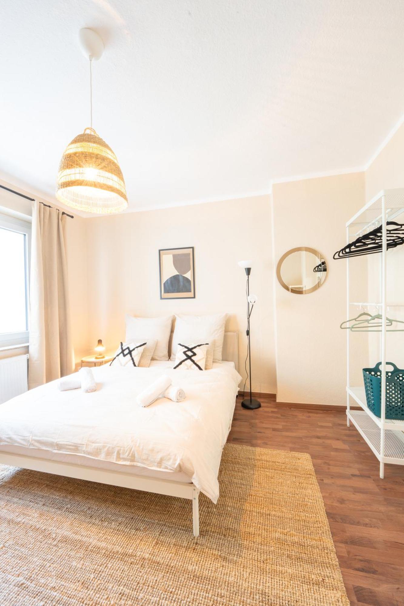 -Super Zentrales Zimmer- Direkt An Der Lutter! Bielefeld Eksteriør billede